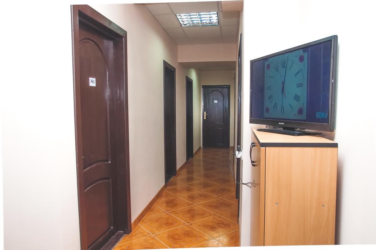 Globus Hostel Kiev Extérieur photo